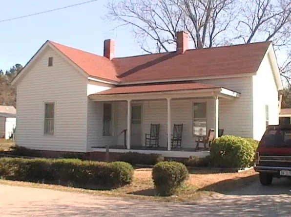 307 Paschall Ave, Stantonsburg, NC 27883