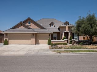 3189 Powers Ave, Clovis, CA