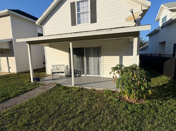 1086 Park Central Cir