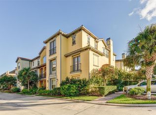 19 Laurelwood Dr, Houston, TX 77058