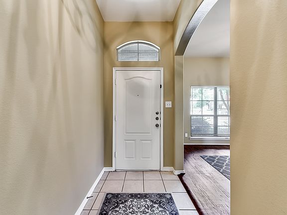 5th image of 10283 Limbercost Ln