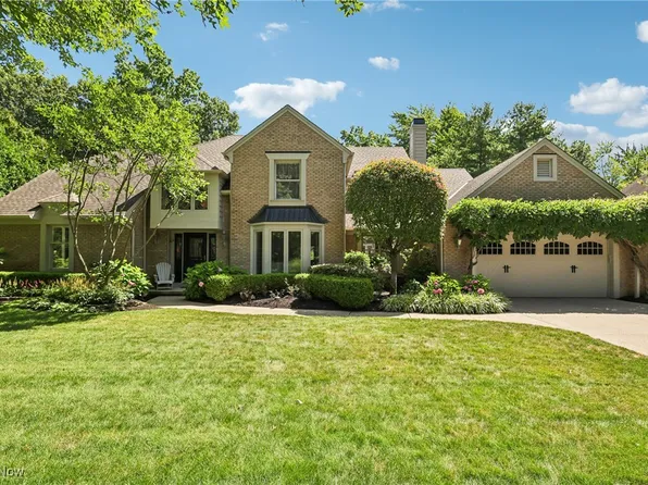29579 Devonshire Oval, Westlake, OH 44145