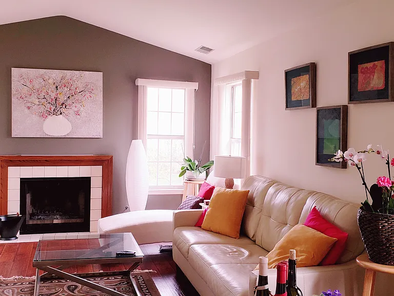 112 White Branch Ct — Photo 1