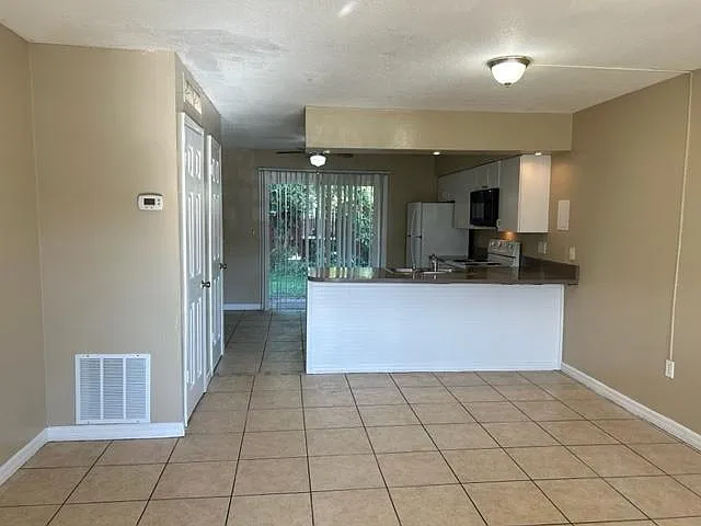 1841 Caralee Blvd #1 — Photo 2