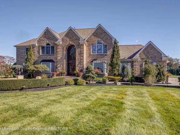 2 Christie Court, Manalapan, NJ 07726