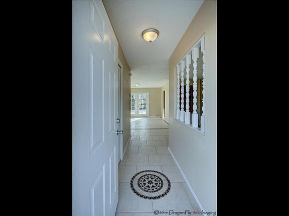 Entry_Foyer
