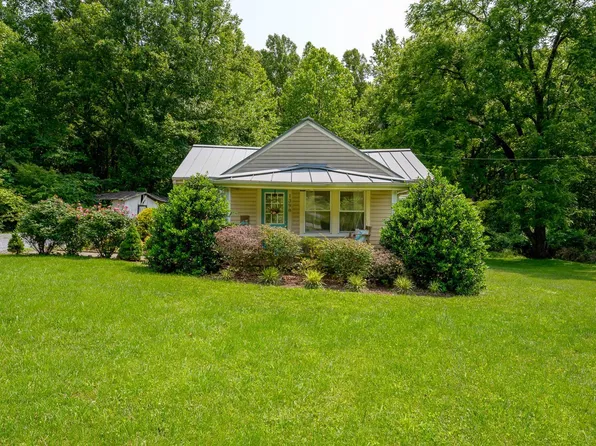 1398 English Tavern Rd, Lynchburg, VA 24501