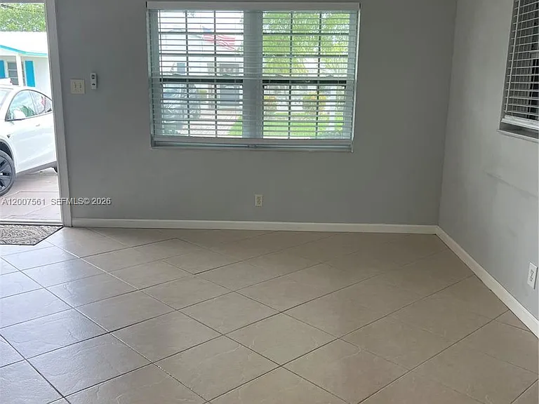 6805 NW 75th St — Photo 28
