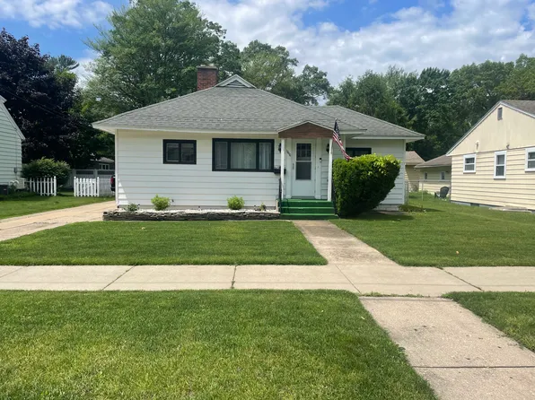 1010 S Maple St, Traverse City, MI 49684