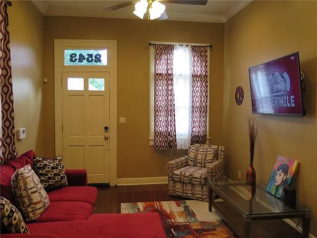 2543 Saint Ann St — Photo 2