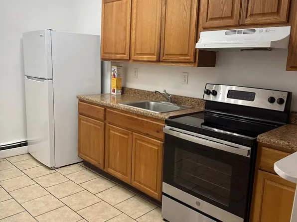 52 S Miller St APT 1, Newburgh, NY 12550