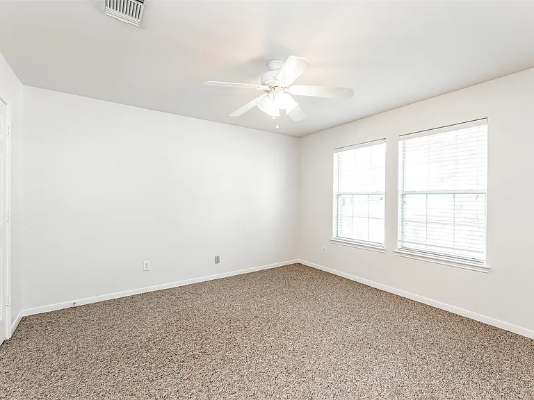 24515 Cornell Park Ln — Photo 21