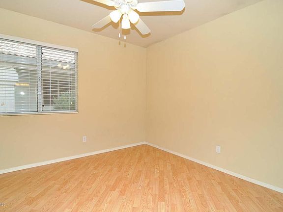 4th image of 308 W Kelton Ln