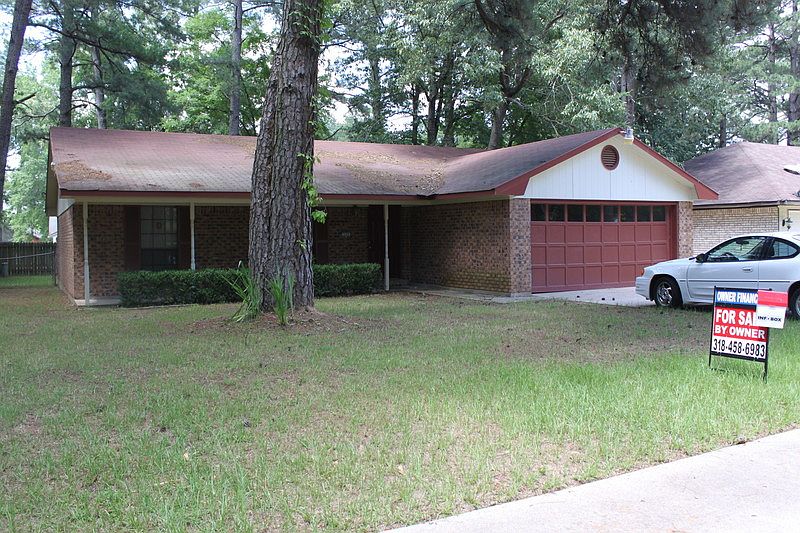 1st image of 929 Lazywood Ln