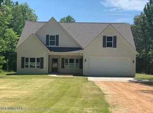 243 Magnolia Cir, Sarah, MS 38665