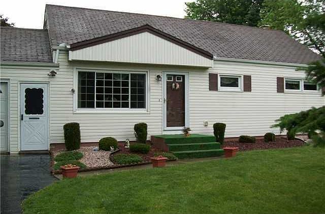 1st image of 893 Blossom Lea Dr