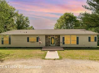 2117 N Dublin Rd, Midland, MI 48642