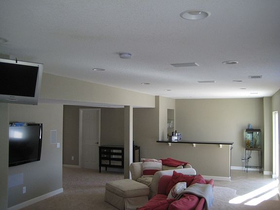 Finished basement walk-out