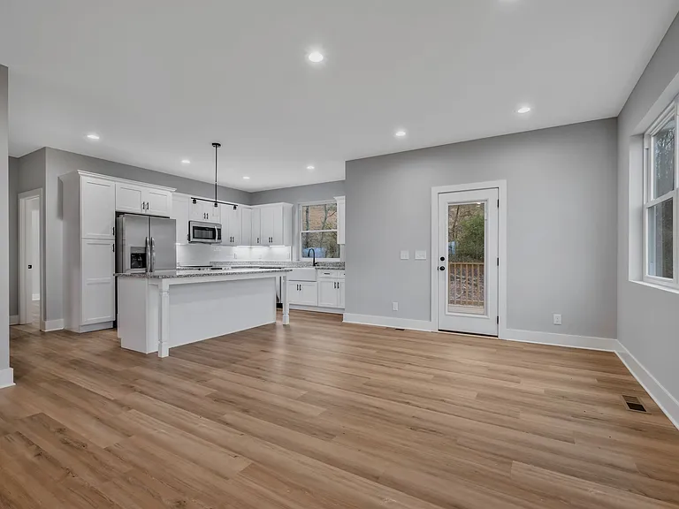 125 Scenic Ln — Photo 22