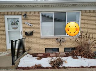 49920 Helfer Blvd, Wixom, MI 48393