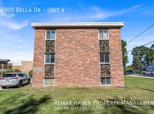 18809 Bella Dr #4, Cleveland, OH 44119