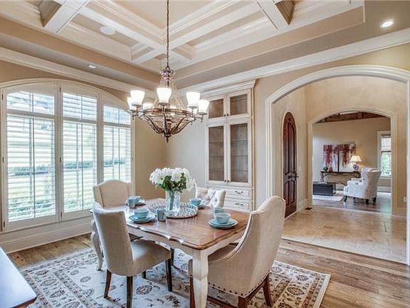 5th image of 4013 Ayleworth Ln