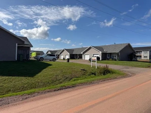 14 Sunset Dr, Kensington, PE C0B 1M0
