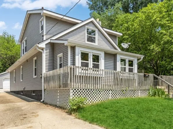 3110 Dubuque Ave, Des Moines, IA 50317