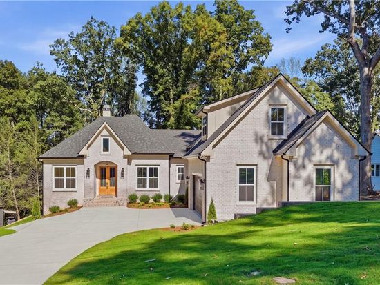 798 Sherwood Rd, Gainesville, GA 30501