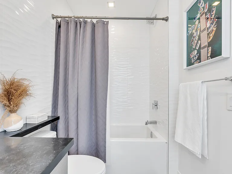 1105 4th St NE #1105 — Photo 35