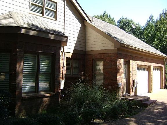 4th image of 480 N Country Way Dr