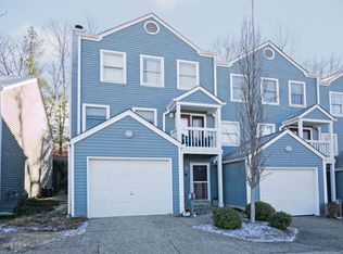 8007 Harrods Landing Dr, Prospect, KY