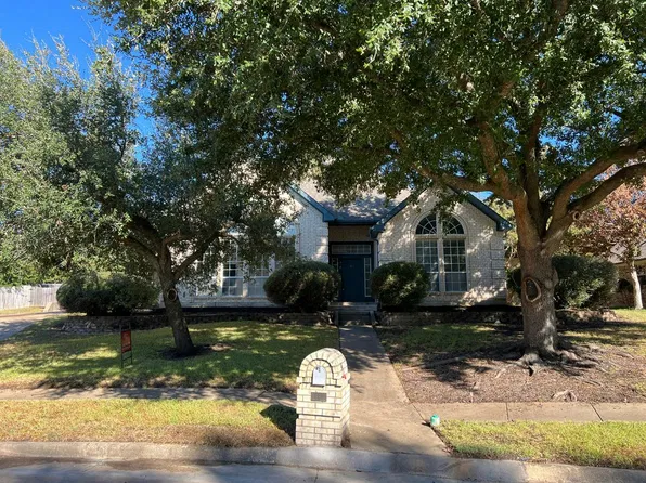 2002 Clearview Dr, Ennis, TX 75119