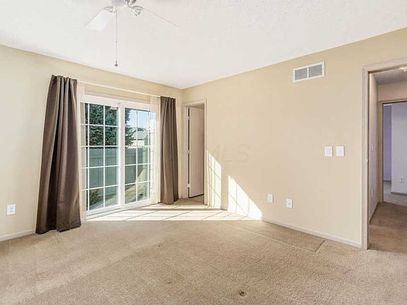 4th image of 4061 Meadowleigh Way #33E