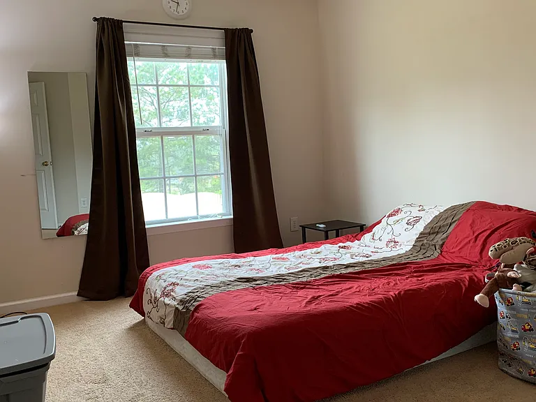Bedroom 2.b