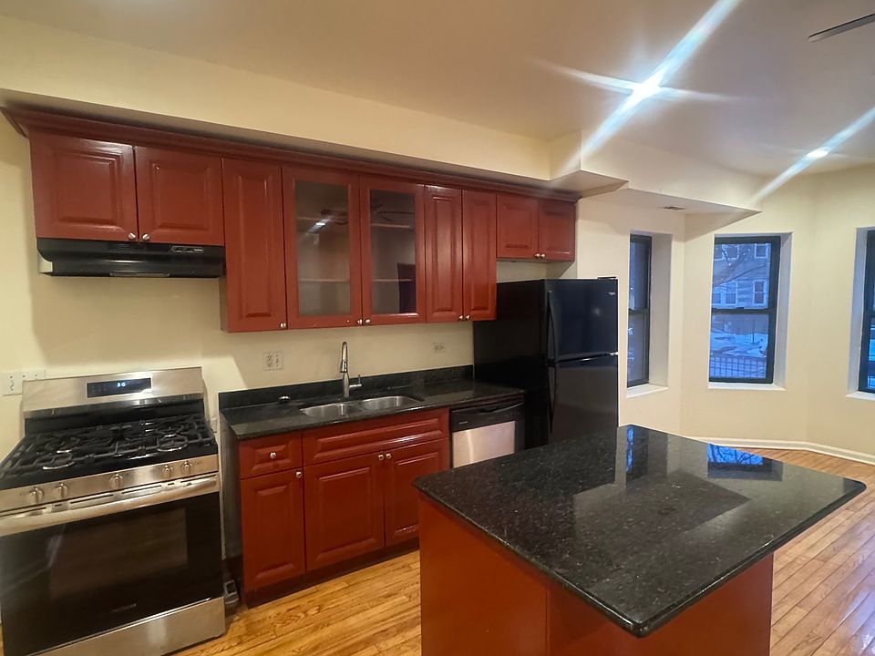 1st image of 7748 S Yates Blvd APT 1