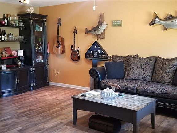 3rd image of 3411 Poinciana Dr