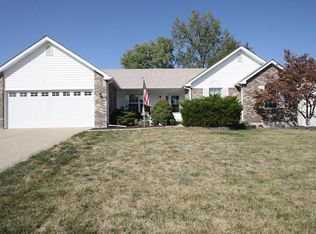 581 Quarterhorse Trl, Saint Peters, MO 63376