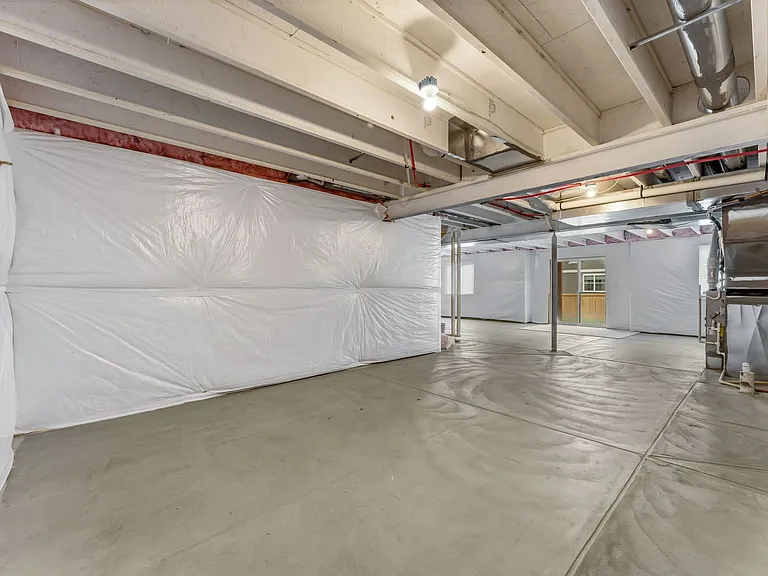 6818 Gateway Crossing St — Photo 30