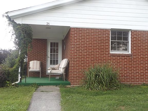 4th image of 25 Robinson Dr