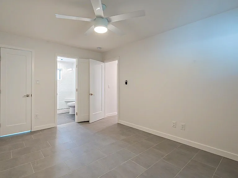 4639 N 12th Ave #3 — Photo 14