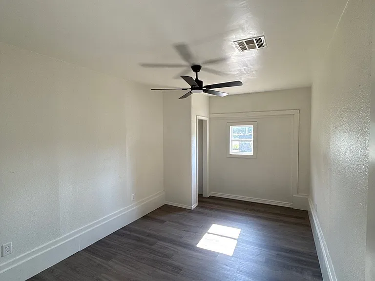 1621 N Christine Dr — Photo 5