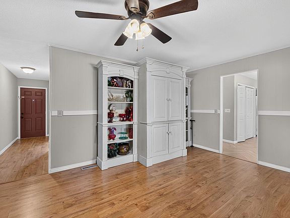 5th image of 2535 W Katella Lane