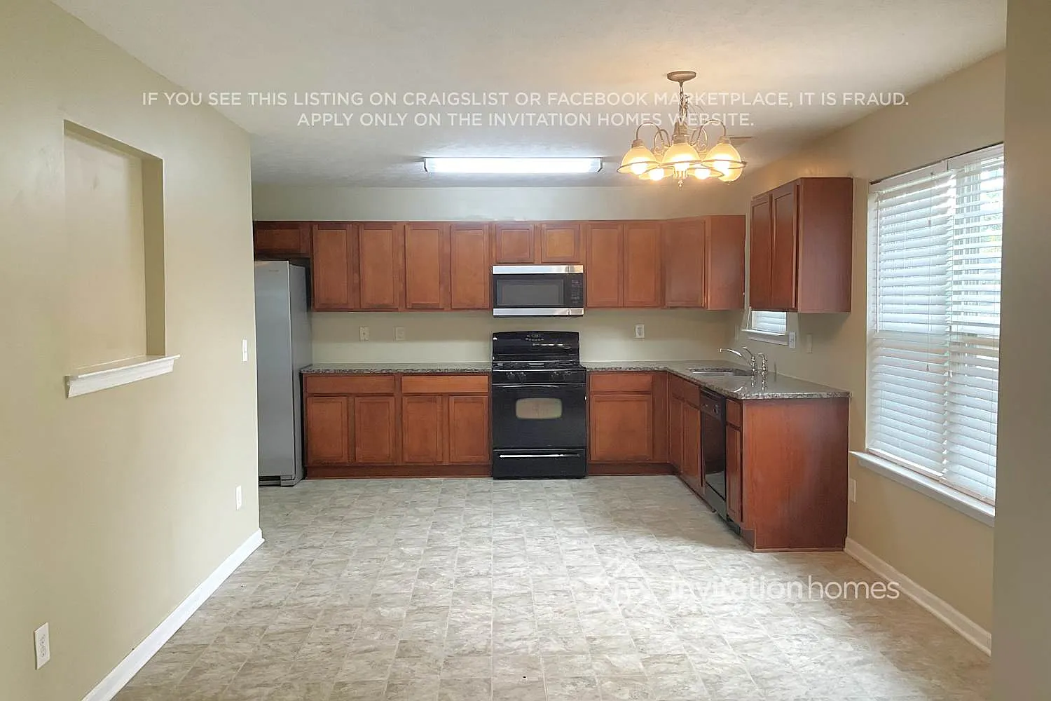 4579 Chafin Point Ct Snellville, GA 30039 — Photo 3