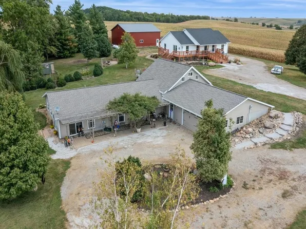 7812 & 7824 N 67th Ave E, Kellogg, IA 50135