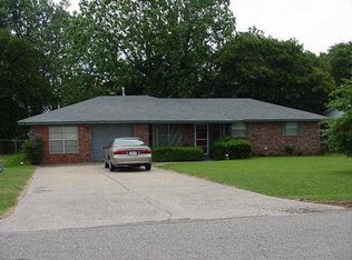 2224 Dixon Ave, Choctaw, OK 73020