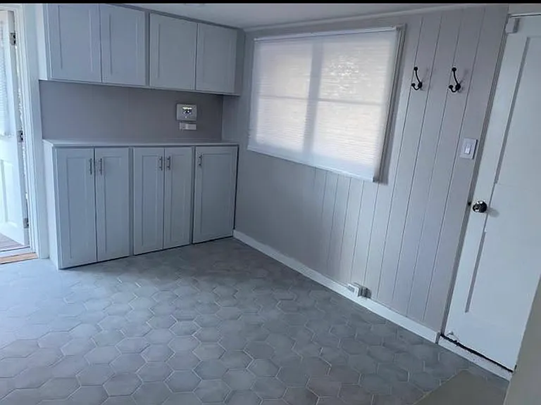 downstairs sitting area/side of 
kitchen