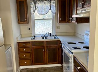 1645B Chadwick Cir, Lancaster, PA 17603