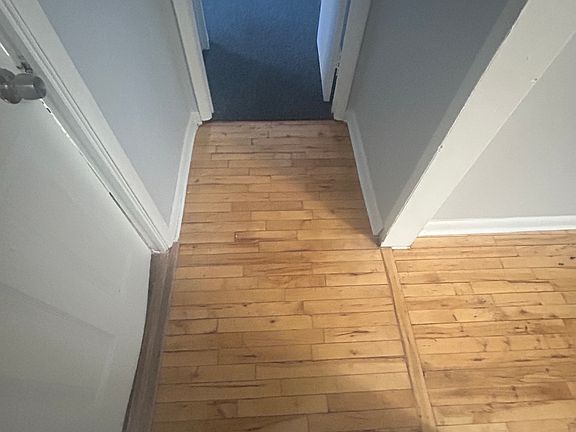 3rd image of 40 Moulson St