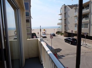 12 Lighthouse St APT 2, Marina Del Rey, CA 90292